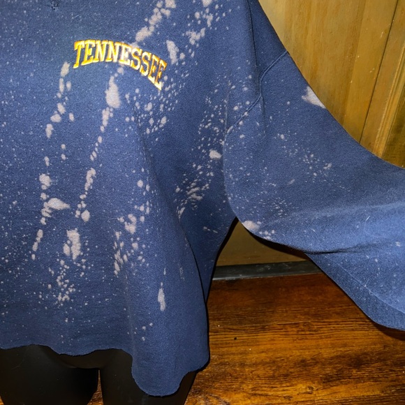 2/$30 Vintage Russell Athletic TN Navy Cropped Raw Hem Long Sleeve Pullover XL - Picture 5 of 12